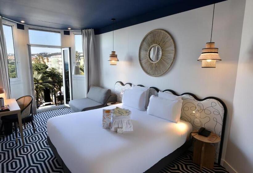 オーシャンビューのスーペリアトリプルルーム, Albert 1er