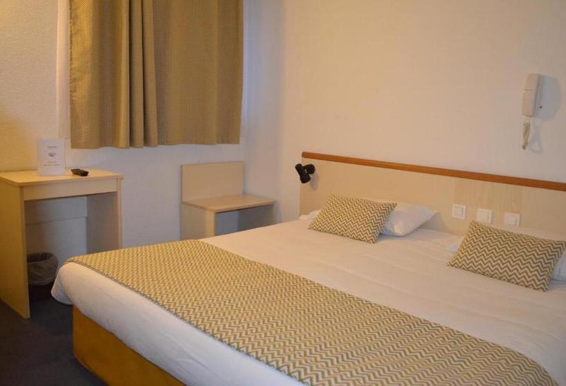 غرفة قياسية, Hôtel Aneto