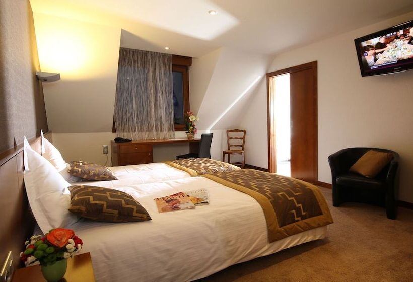 Номер Superior, Au Nid De Cigognes