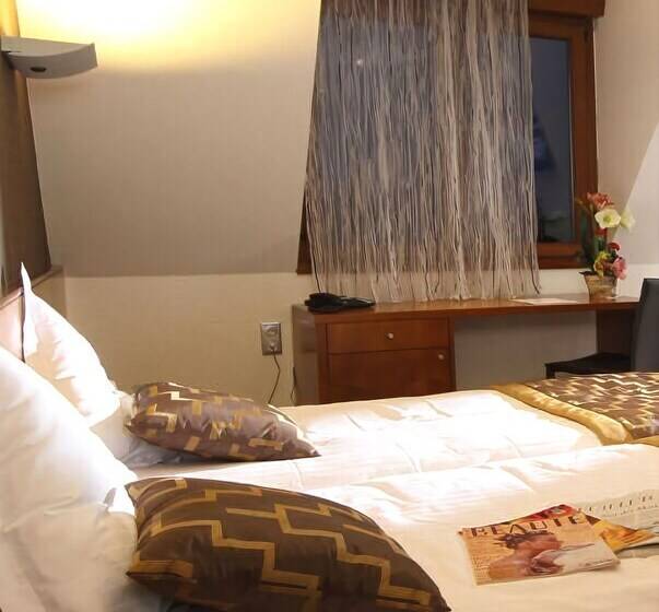 Номер Superior, Au Nid De Cigognes