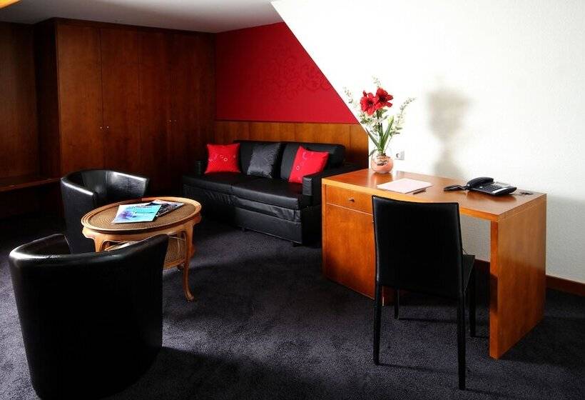 Четырехместный Номер Стандарт, Au Nid De Cigognes