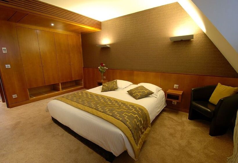 Четырехместный Номер Стандарт, Au Nid De Cigognes