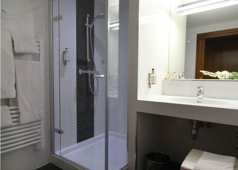 Четырехместный Номер Стандарт, Au Nid De Cigognes