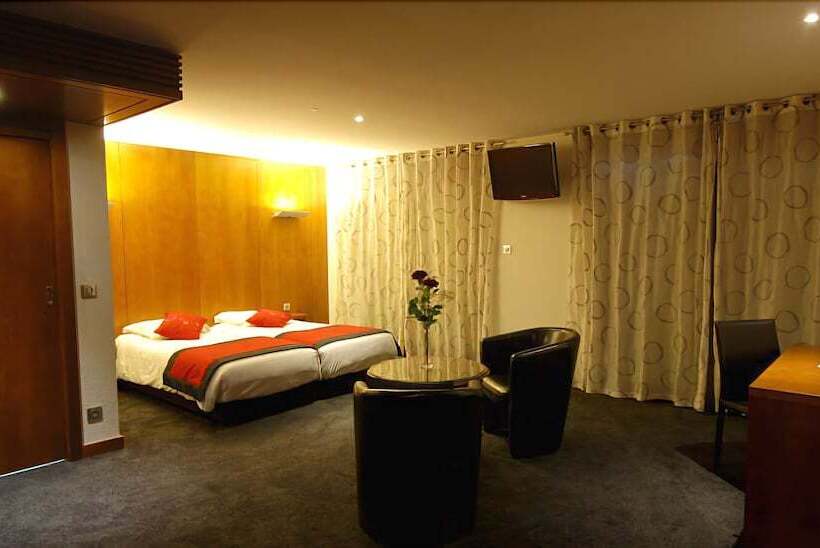 Люкс, Au Nid De Cigognes