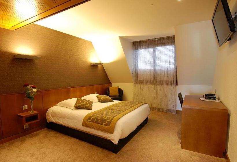 Четырехместный Номер Стандарт, Au Nid De Cigognes