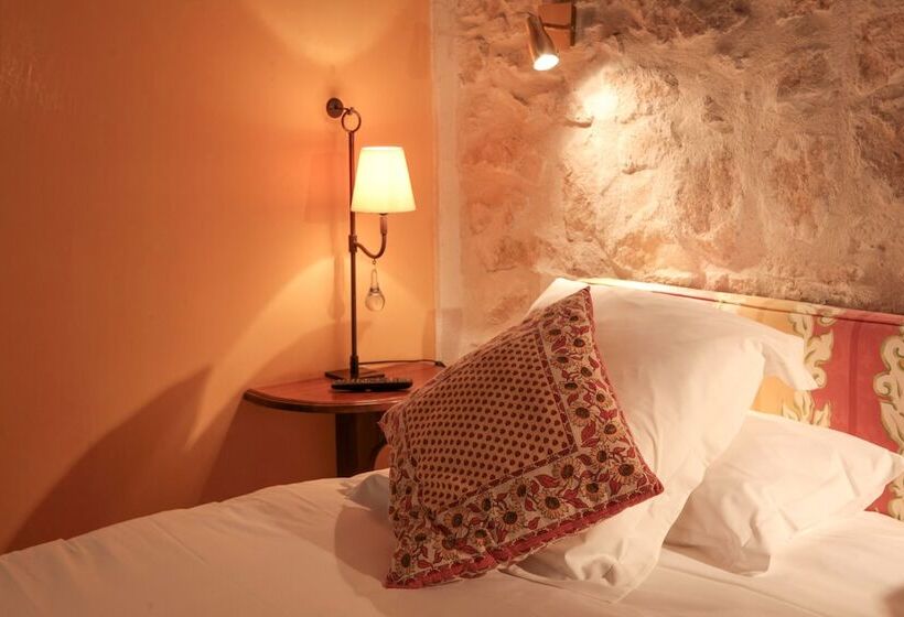 침실 1개 아파트, Auberge De Noves