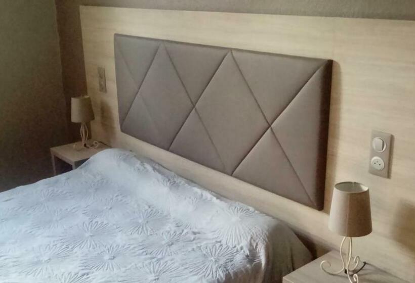 Номер Стандарт, Hôtel Pub Le Petit Bosquet