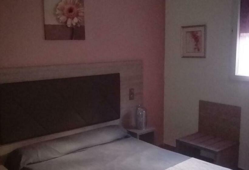 Номер Стандарт, Hôtel Pub Le Petit Bosquet