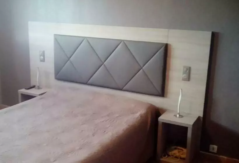 اتاق استاندارد, Hôtel   Pub Le Petit Bosquet