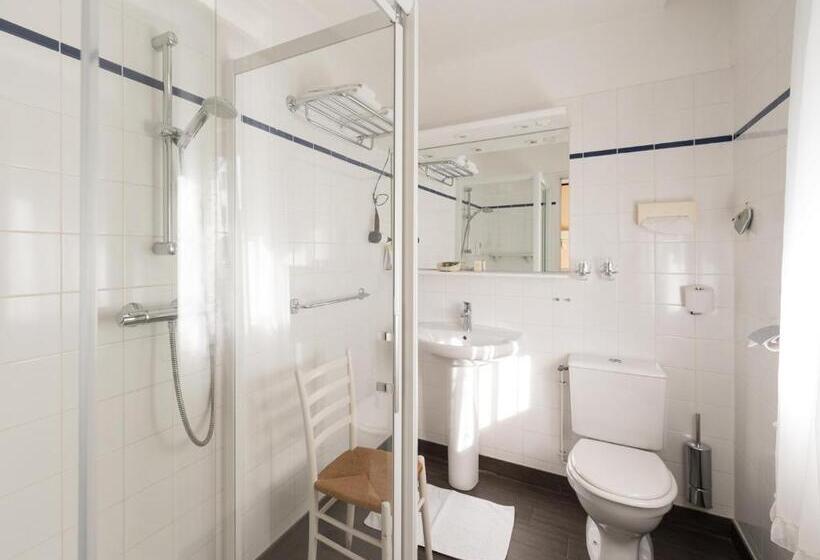 غرفة قياسية, Armoric