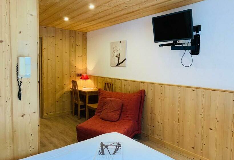 스탠다드 트리플 룸, L Arveyron Open House