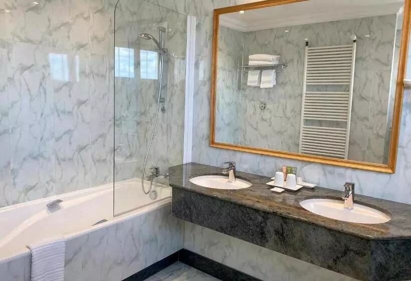 Suite con Vista, Le Littre