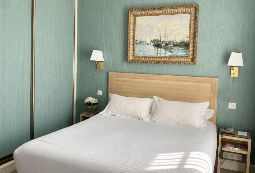 Superior Room with Terrace, Le Littre