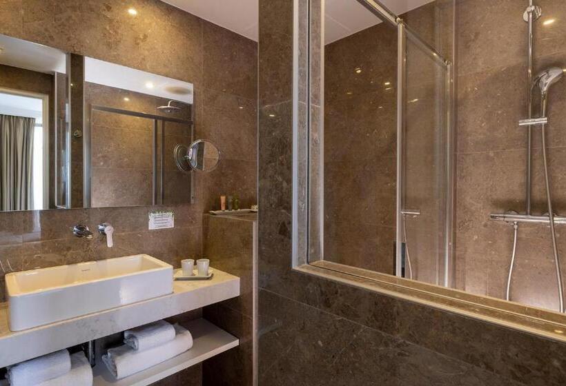 اتاق سوپریور, Le Littre