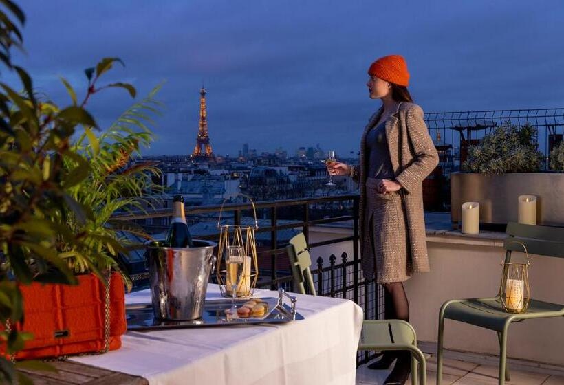 اتاق سوپریور با چشمانداز, Le Littre