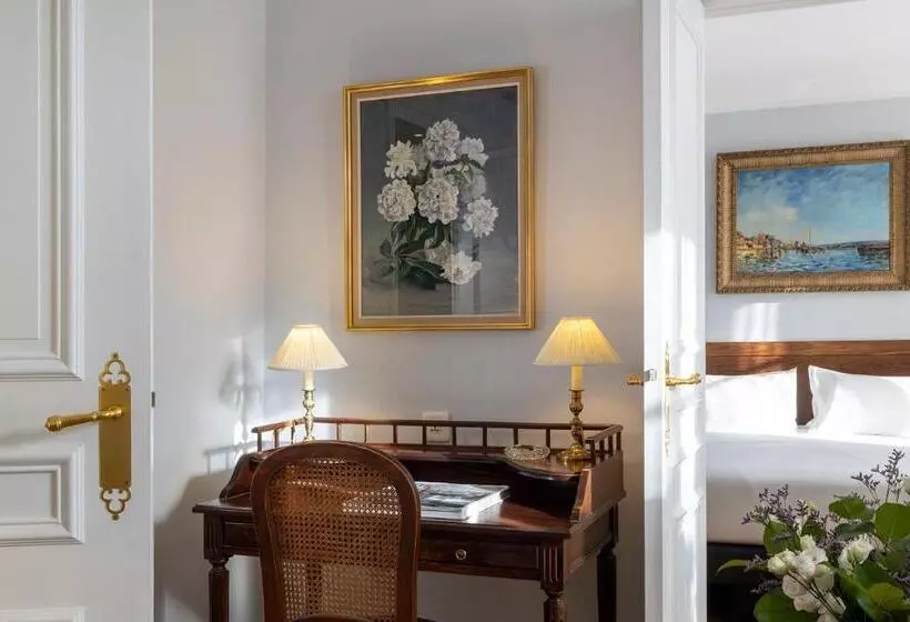Suite con Terrazza, Le Littre