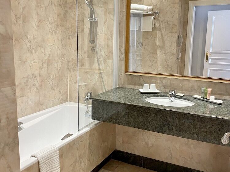 سوییت, Le Littre