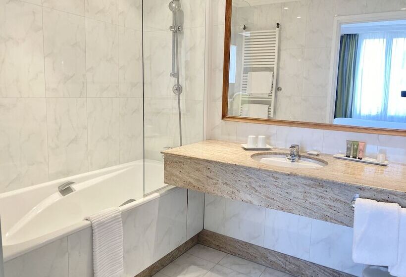 اتاق اجرایی, Le Littre