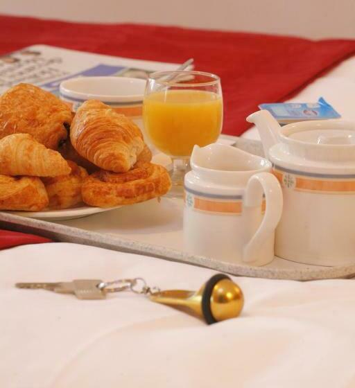 Номер Стандарт Трехместный, Les Marronniers