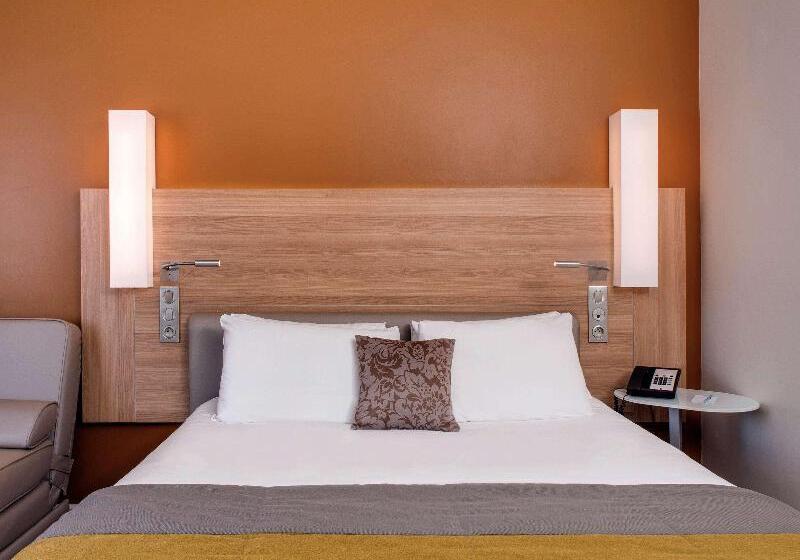 클래식 룸 킹 침대, Mercure Macon Bord De Saone