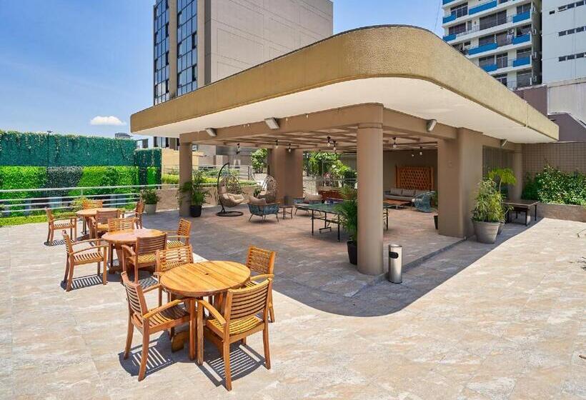 اتاق پرمیوم, Oro Verde Guayaquil