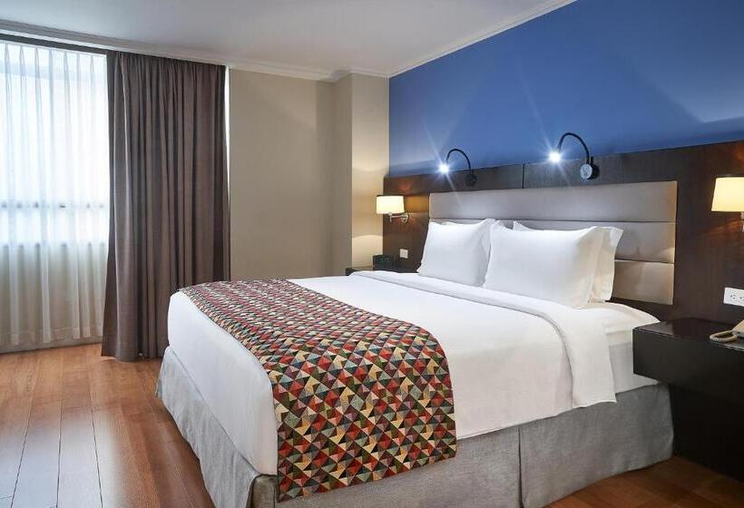 سوییت جونیور, Oro Verde Guayaquil