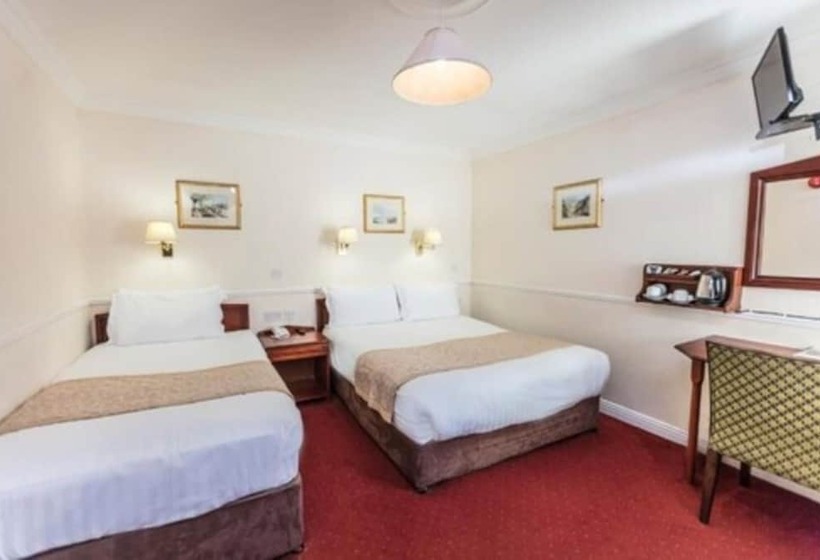 اتاق استاندارد سه نفره, The Lansdowne