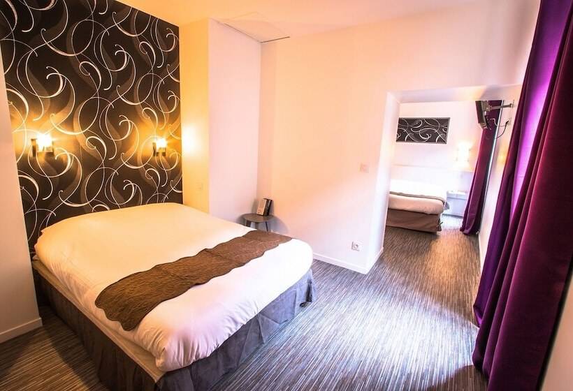 Семейный Номер, Théâtre Hôtel Chambéry