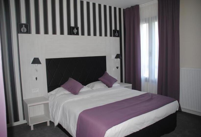 Comfort room with garden view, Auberge De L'etoile