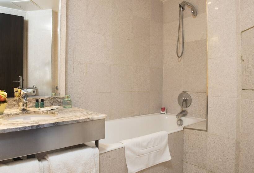 クラシックルーム, Bac Saint Germain