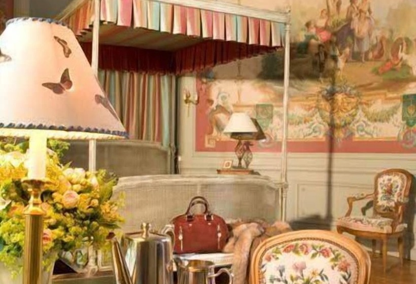 חדר יוקרתי, Chateau Colbert