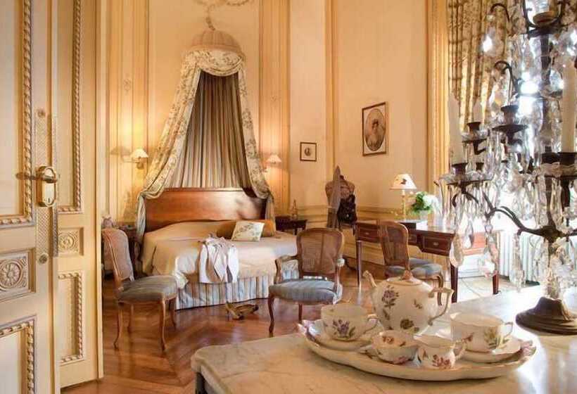 חדר יוקרתי, Chateau Colbert