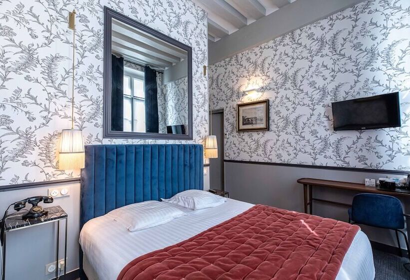 スーペリアールーム, Dauphine Saint Germain