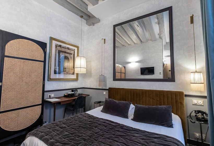 スーペリアールーム, Dauphine Saint Germain