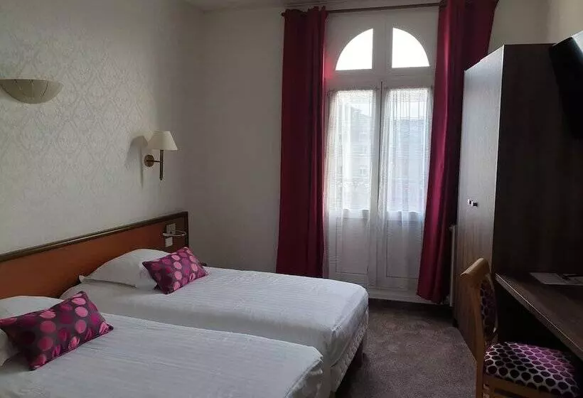 اتاق پرستیژ, De France
