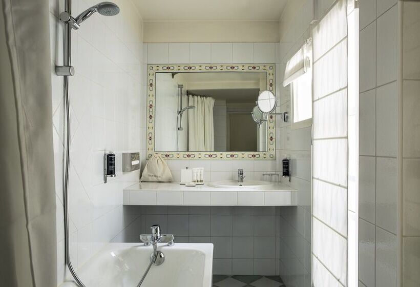 Superior Interior Room, Hôtel De La Place Du Louvre Esprit De France