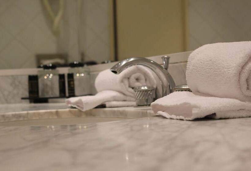 舒适型房间, Des Augustins