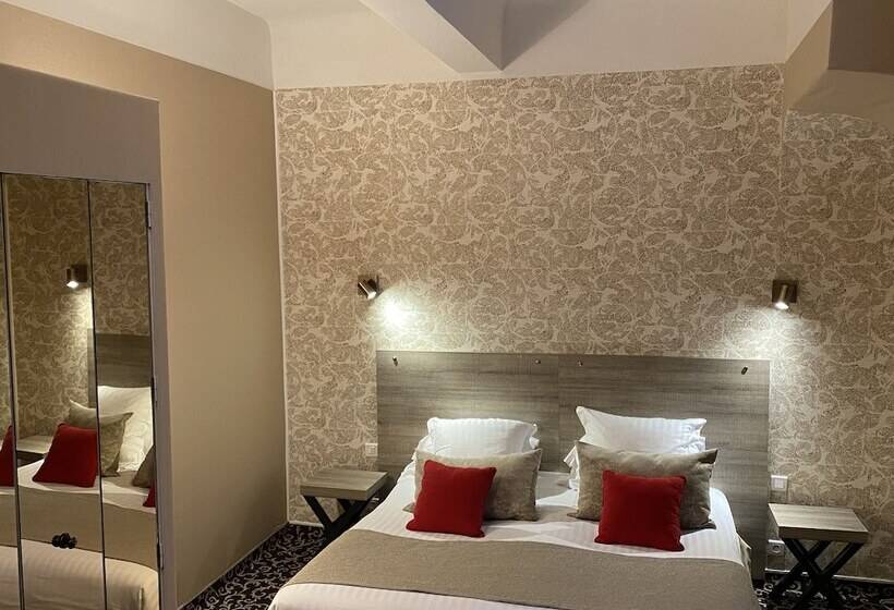 高级大房间, Des Augustins