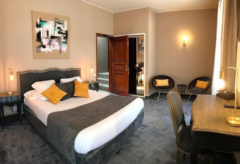 豪华房间, Des Augustins