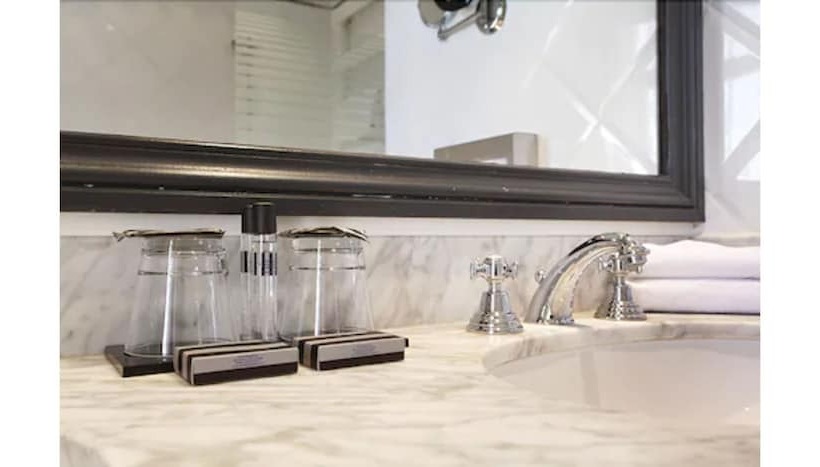 高级大房间, Des Augustins