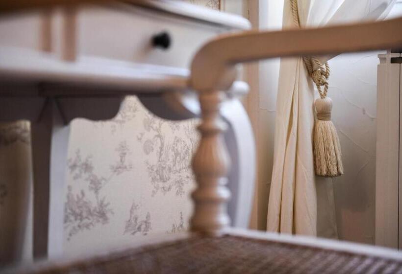 חדר סטנדרט, Du Commerce