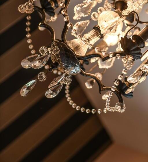 חדר סטנדרט, Du Commerce