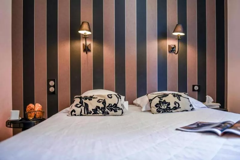 Chambre Standard, Du Commerce