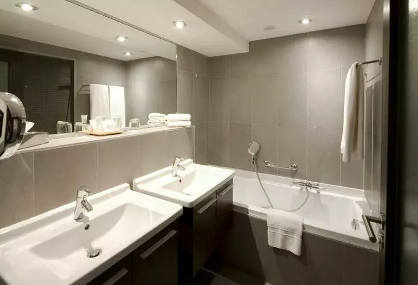 اتاق لوکس, Grand Hôtel Bristol