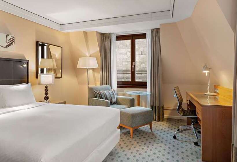 Camera Executive, Hilton Paris Opera