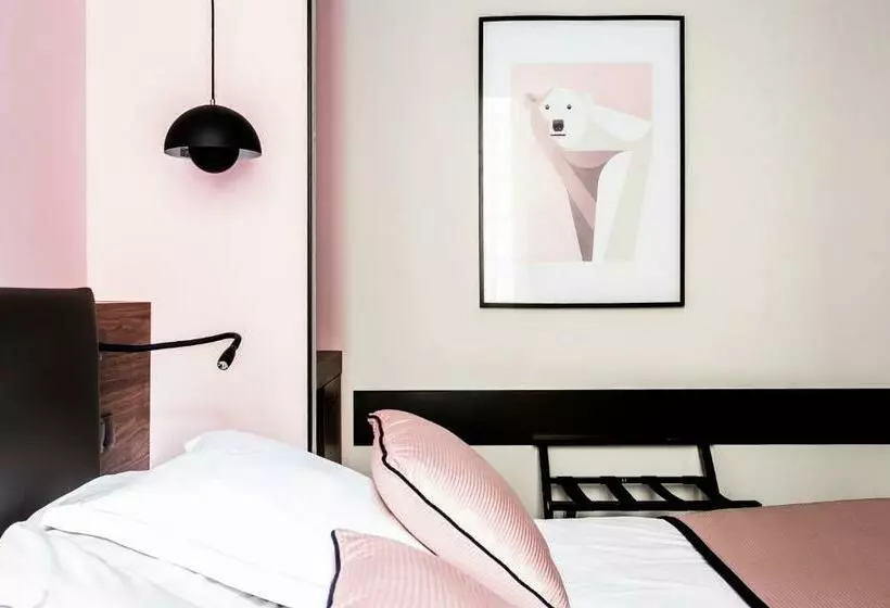 プレステージルーム, Hostellerie Du Chapeau Rouge