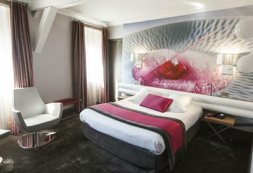 Номер Престиж, Hostellerie Du Chapeau Rouge