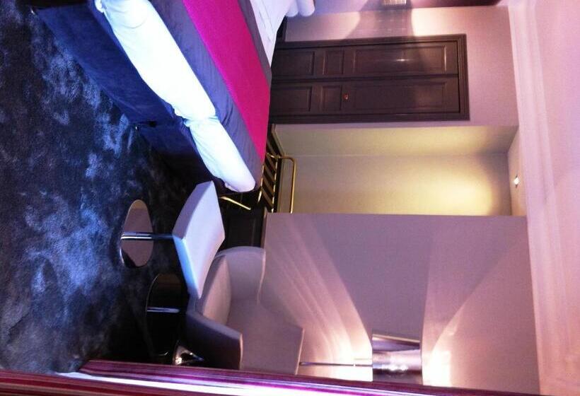 اتاق پرستیژ, Hostellerie Du Chapeau Rouge