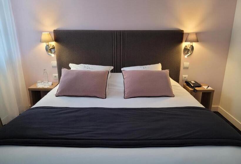 اتاق استاندارد, Hostellerie Du Chapeau Rouge