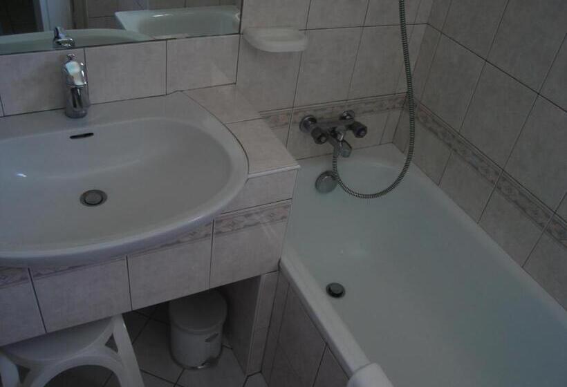 غرفة قياسية, Hôtel Beauséjour